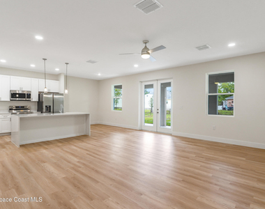 1041 Wesberry Street Se - Photo Thumbnail 11
