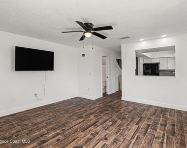 2177 Stewart Road - Photo Thumbnail 2
