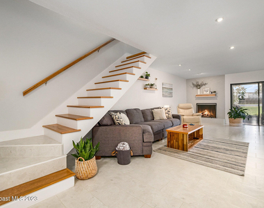 116 Skyline Circle - Photo Thumbnail 3