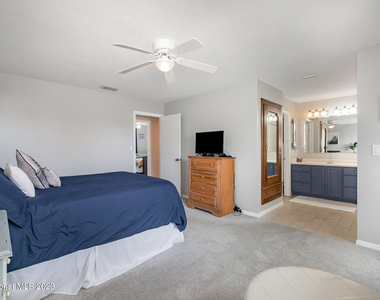 116 Skyline Circle - Photo Thumbnail 17