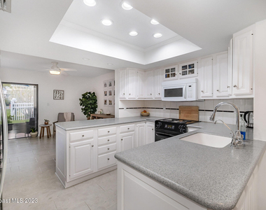 116 Skyline Circle - Photo Thumbnail 11
