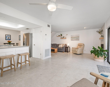 116 Skyline Circle - Photo Thumbnail 7
