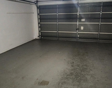 8043 Bracken Lane - Photo Thumbnail 29