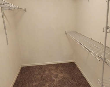 8043 Bracken Lane - Photo Thumbnail 22