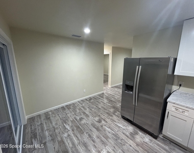 101 Lagrange Avenue - Photo Thumbnail 10