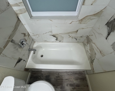 101 Lagrange Avenue - Photo Thumbnail 16