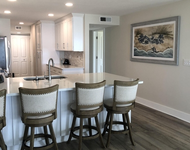 650 N Atlantic Avenue - Photo Thumbnail 17