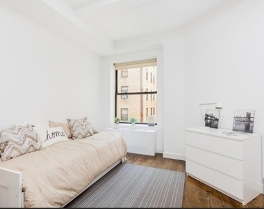 West 91st Street - Photo Thumbnail 2