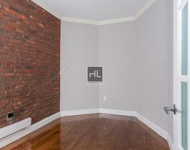 W 103rd St. - Photo Thumbnail 4