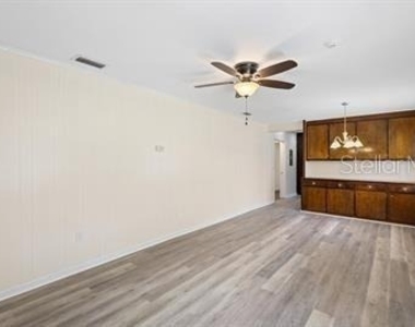 420 N Fairview Avenue - Photo Thumbnail 3