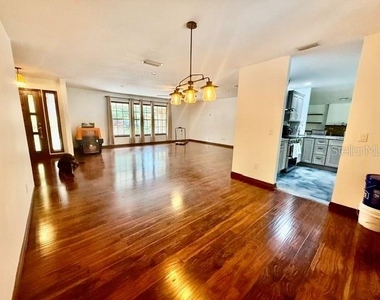 543 Princewood Drive - Photo Thumbnail 6