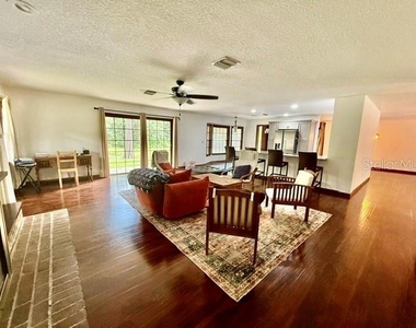 543 Princewood Drive - Photo Thumbnail 9