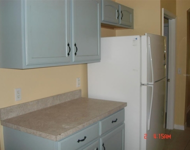 606 Alder Grove Drive - Photo Thumbnail 9