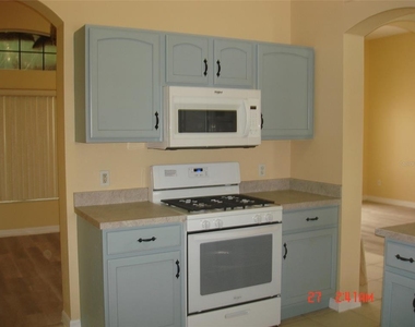 606 Alder Grove Drive - Photo Thumbnail 5