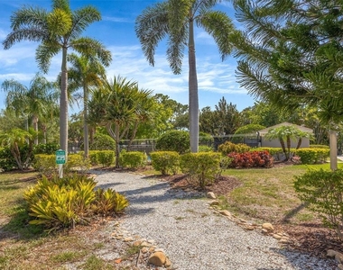 6127 Bayside Key Drive - Photo Thumbnail 50