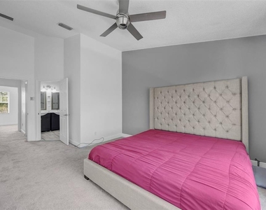 6127 Bayside Key Drive - Photo Thumbnail 21
