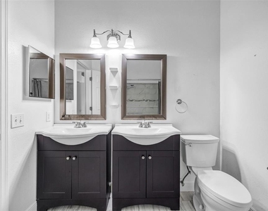6127 Bayside Key Drive - Photo Thumbnail 29