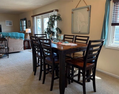 5184 Beach Drive Se - Photo Thumbnail 8