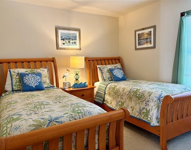 5184 Beach Drive Se - Photo Thumbnail 15