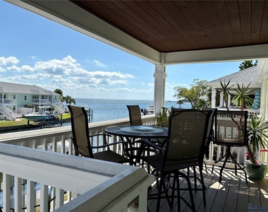 5184 Beach Drive Se - Photo Thumbnail 18