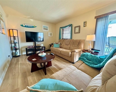 5184 Beach Drive Se - Photo Thumbnail 9