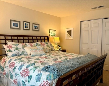 5184 Beach Drive Se - Photo Thumbnail 13