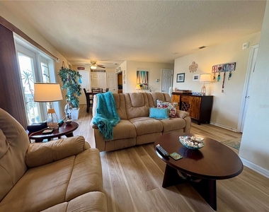 5184 Beach Drive Se - Photo Thumbnail 10