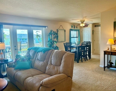 5184 Beach Drive Se - Photo Thumbnail 6