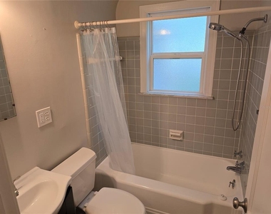 1001 W Beacon Avenue - Photo Thumbnail 11