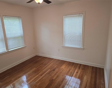 1001 W Beacon Avenue - Photo Thumbnail 12