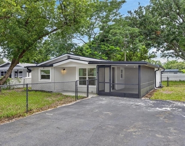 10004 N 25th Street - Photo Thumbnail 37