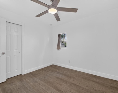10004 N 25th Street - Photo Thumbnail 26