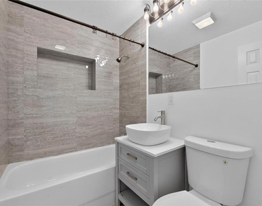 10004 N 25th Street - Photo Thumbnail 25
