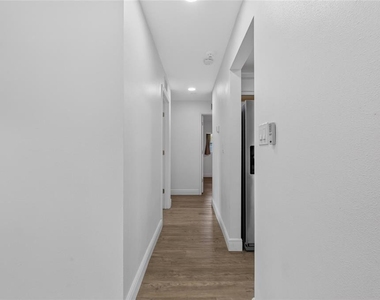 10004 N 25th Street - Photo Thumbnail 19