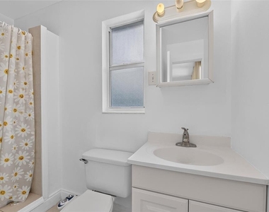 1005 E Flora Street - Photo Thumbnail 24
