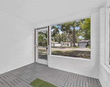1005 E Flora Street - Photo Thumbnail 21