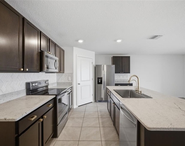 2812 Gumbo Limbo Drive - Photo Thumbnail 6