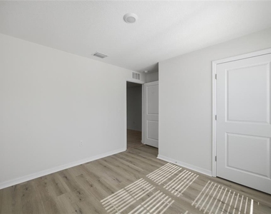 2812 Gumbo Limbo Drive - Photo Thumbnail 20