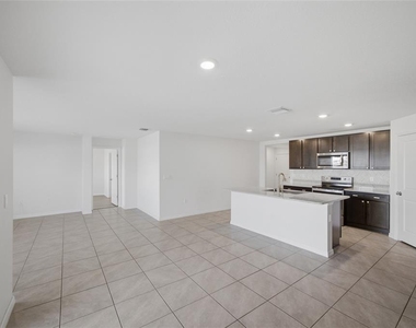 2812 Gumbo Limbo Drive - Photo Thumbnail 7