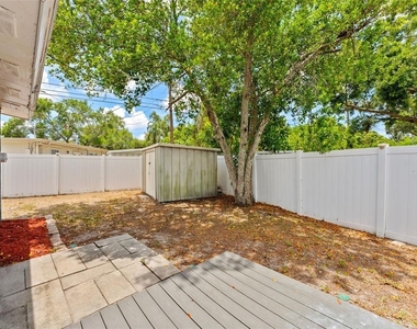 3230 51st Street N - Photo Thumbnail 21