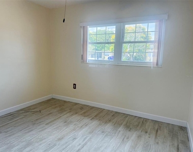 8916 Narcissus Avenue - Photo Thumbnail 8