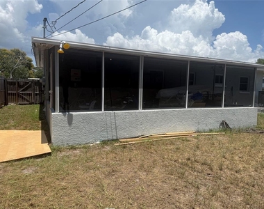 8916 Narcissus Avenue - Photo Thumbnail 12