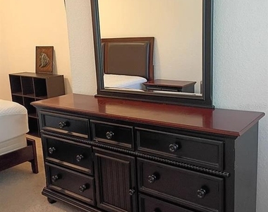 520 Armenia Avenue S - Photo Thumbnail 9