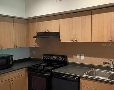 520 Armenia Avenue S - Photo Thumbnail 2