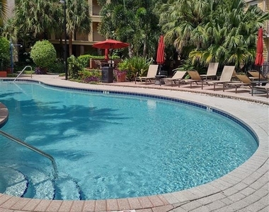 520 S Armenia Avenue - Photo Thumbnail 13