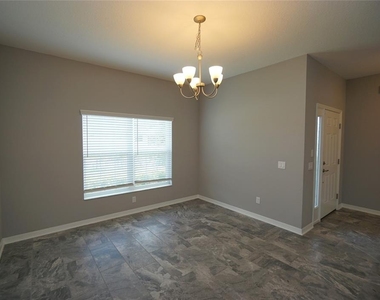 19460 Blossom Vine Lane - Photo Thumbnail 32