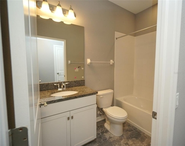 19460 Blossom Vine Lane - Photo Thumbnail 39