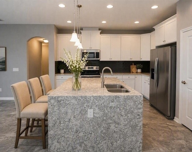 19460 Blossom Vine Lane - Photo Thumbnail 8