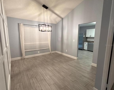 1215 Tuxford Drive - Photo Thumbnail 3