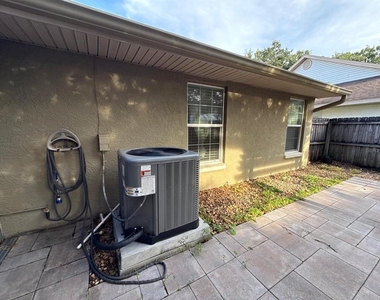 1215 Tuxford Drive - Photo Thumbnail 13
